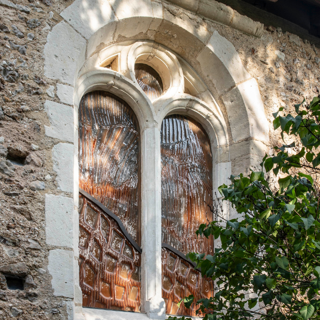 Vitraux contemporains à Marçon et Flée