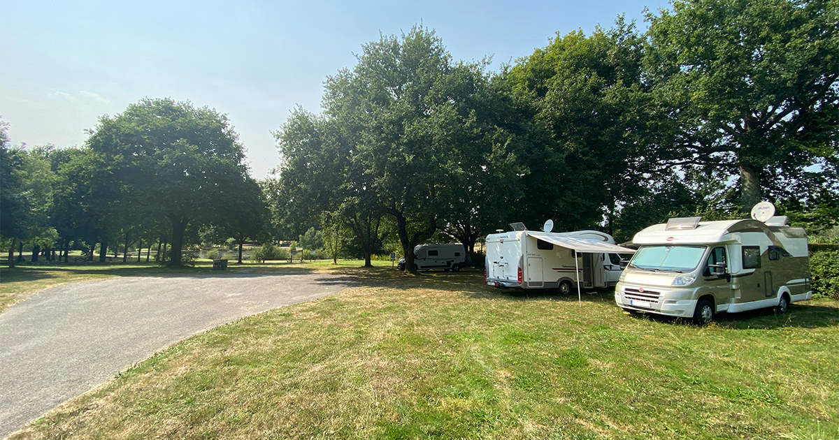 Aire de stationnement des Lavandières à La Meilleraye-de-Bretagne - Rue des Prâteaux