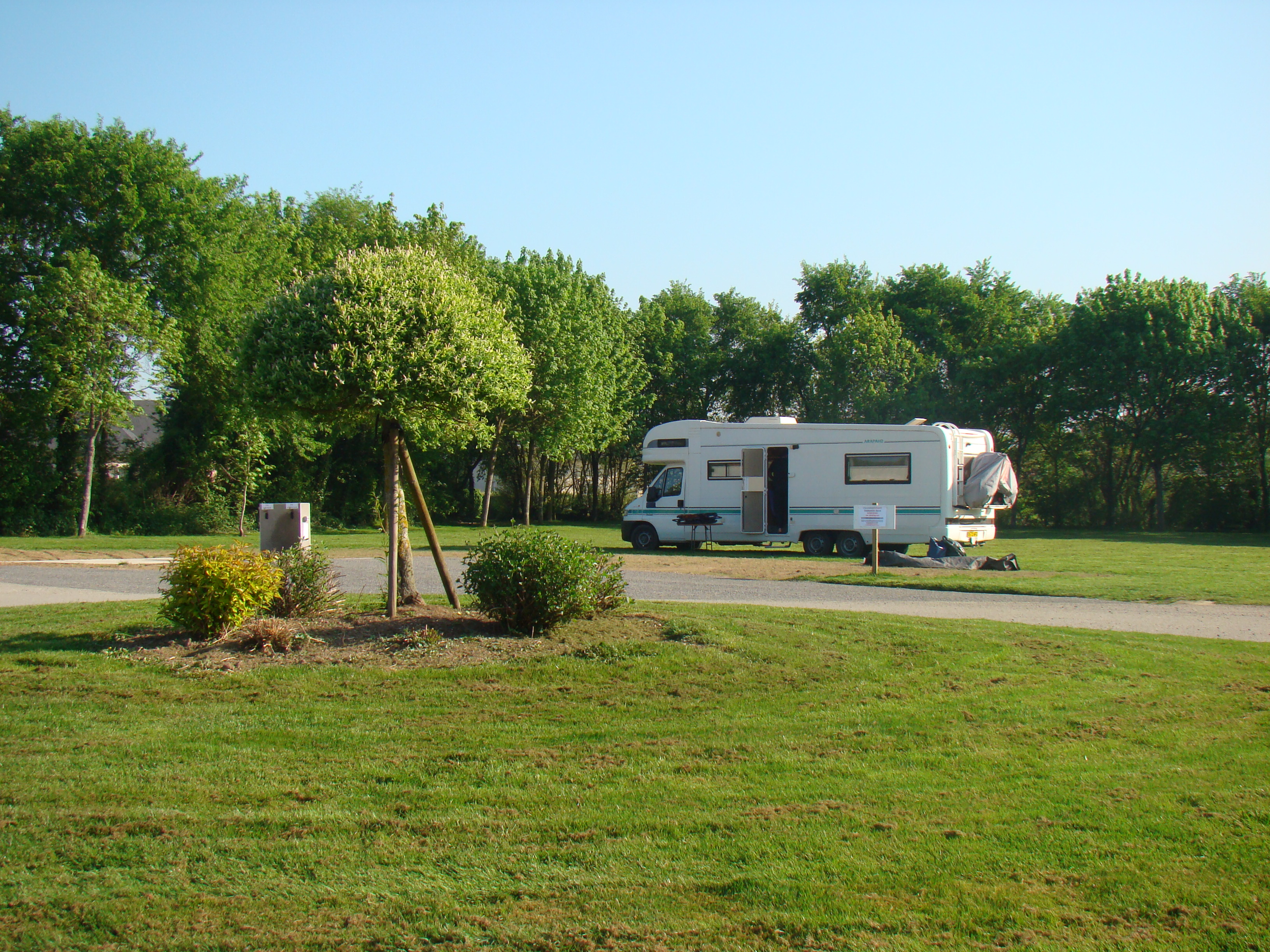 Aire de camping-cars Villiers-Charlemagne — photo 2