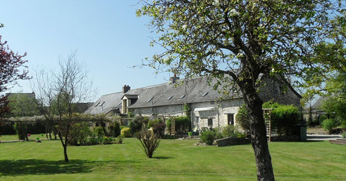 Gite Les Chaumieres Campagnardes à Saint Julien de Vouvantes