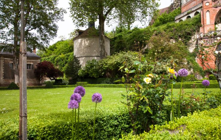 Jardin du chateau_Poncé_JP Berlose (1)