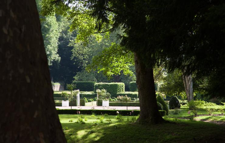 Jardin du chateau_Poncé_JP Berlose (2)