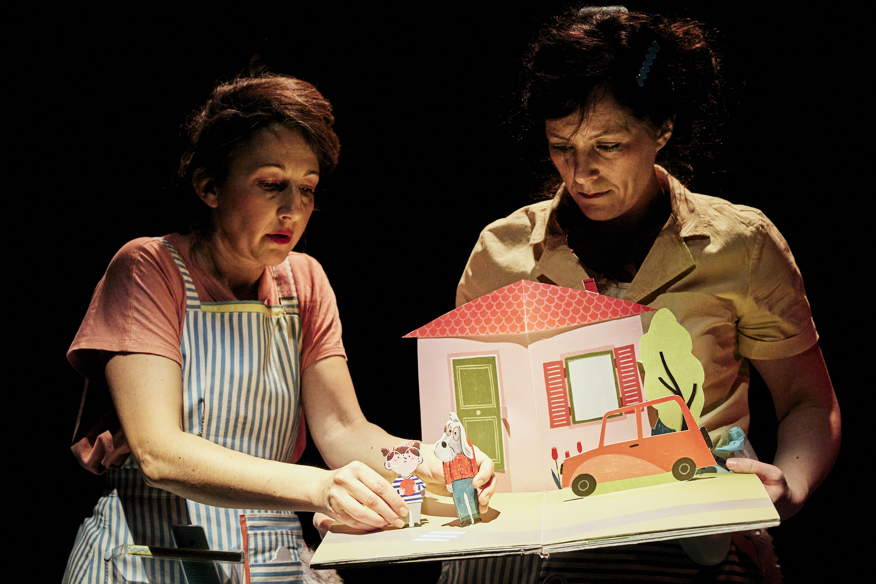 MONOLOGUE D’UN CHIEN BIEN COIFFÉ – TOUTITO TEATRO