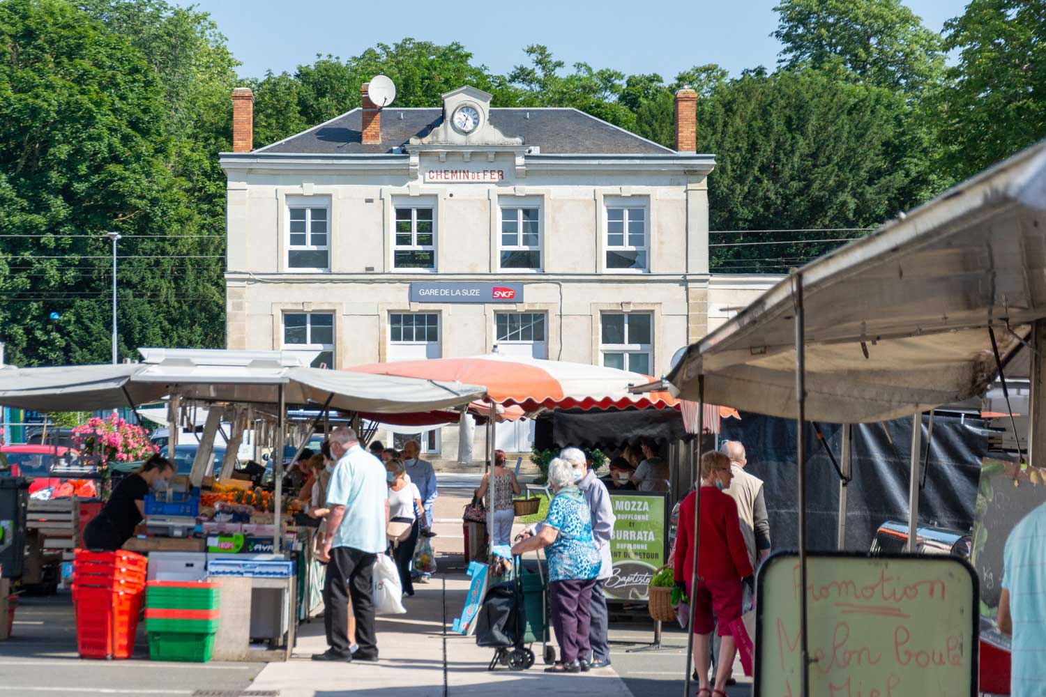 Marché de La Suze-sur-Sarthe - Gare