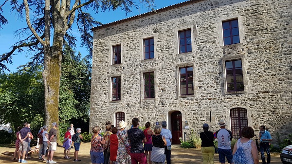 Les Herbiers : DES TOURS AUX HERBIERS - JUSTICE ET FORCE PUBLIQUE