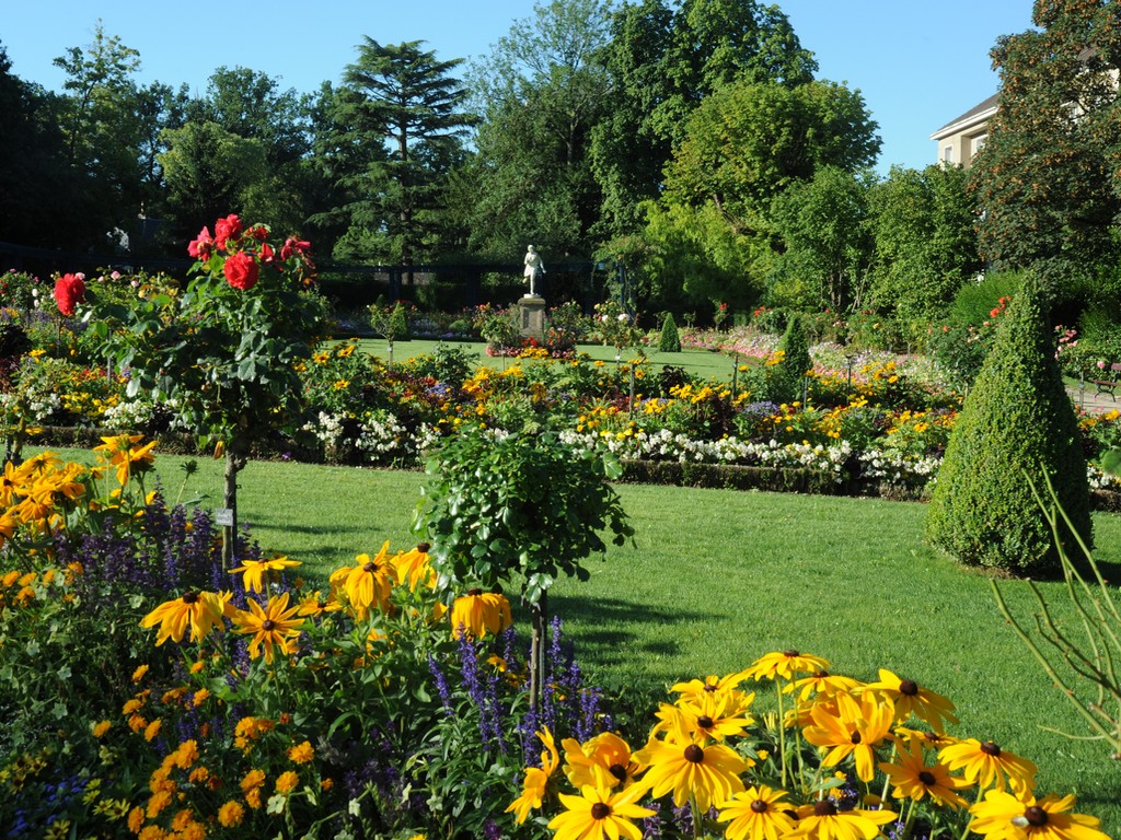 JARDIN DES PLANTES OU JARDIN D HORTICULTURE DU MANS LE MANS Parc Et 