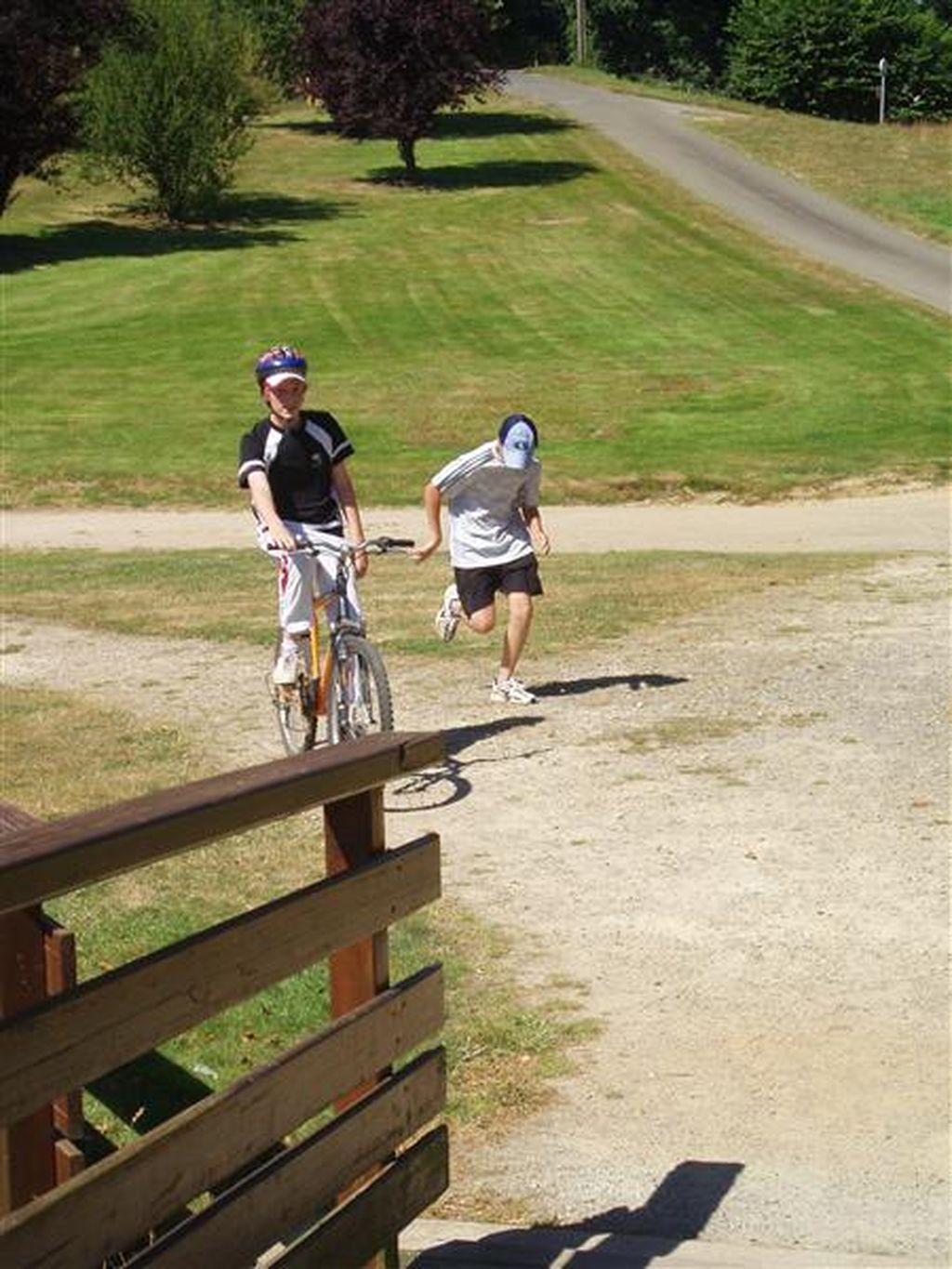 run-and-bike-au-parc-de-loisirs-de-la-colmont-gorron-53-asc-1